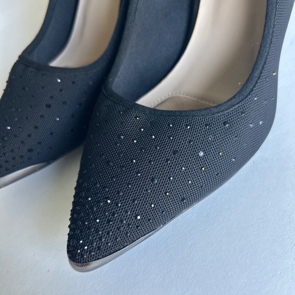 Jones New York Black Fabric Rubber Outsole Point Toe Classic Pumps size 10 - Picture 16 of 16